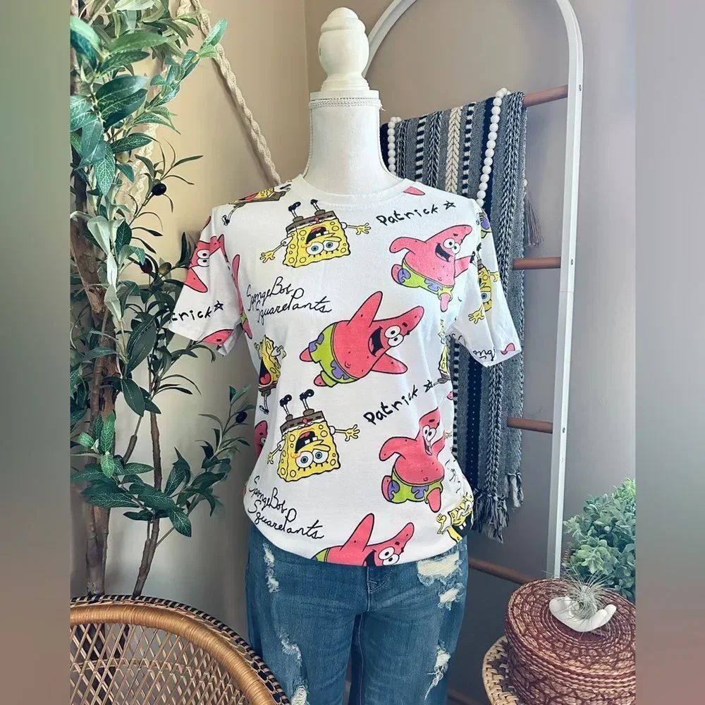 SpongeBob SquarePants Graphic Tee Medium Y2K Nickelodeon Patrick All Over Print